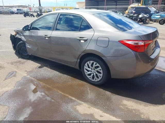 2017 TOYOTA COROLLA LE 3