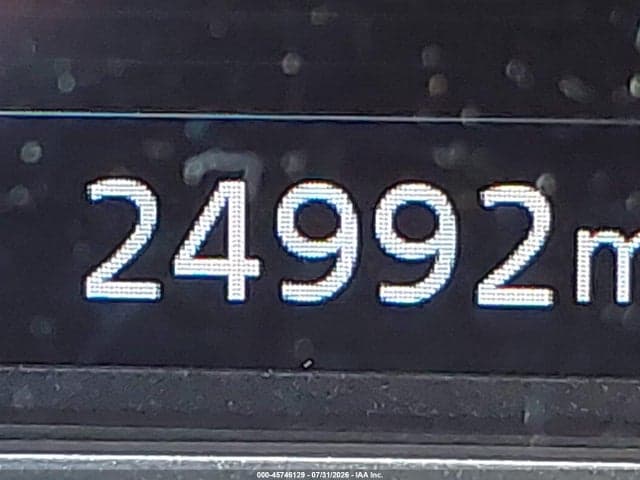 2025 NISSAN VERSA 1.6 SV 16