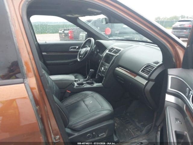 2017 FORD EXPLORER PLATINUM 5