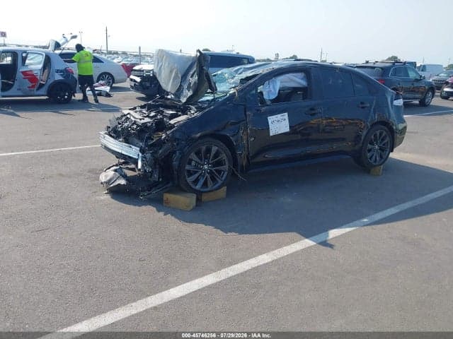 2025 TOYOTA COROLLA SE 2