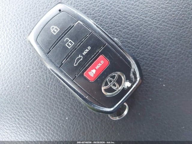2025 TOYOTA COROLLA SE 11