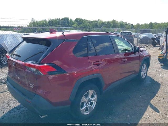 2019 TOYOTA RAV4 XLE 4
