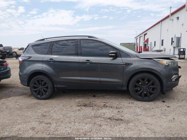2017 FORD ESCAPE TITANIUM 14