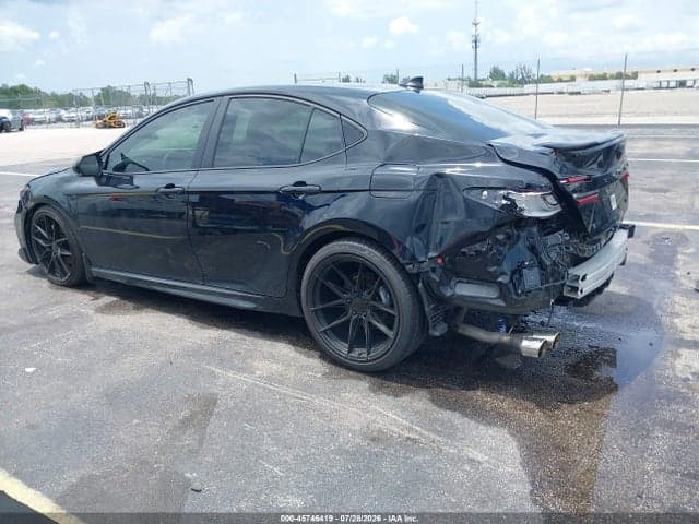 2025 TOYOTA CAMRY SE 3