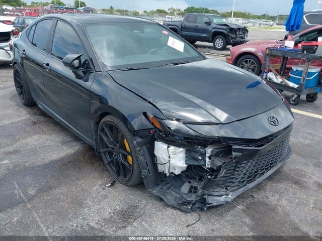 2025 TOYOTA CAMRY SE 6