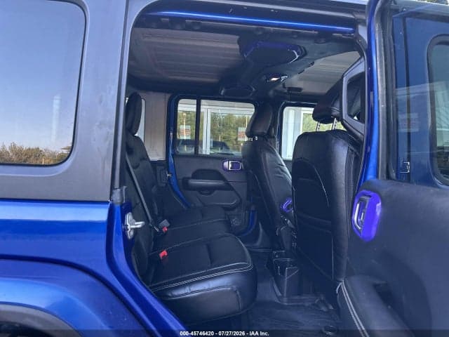 2018 JEEP WRANGLER UNLIMITED SAHARA 4X4 8