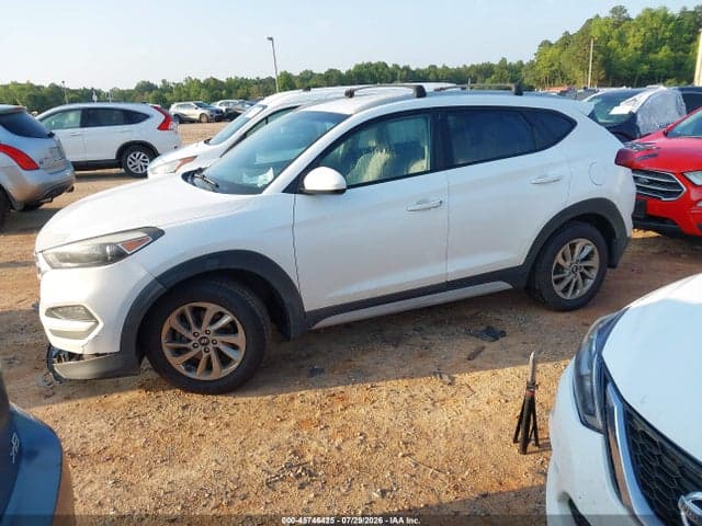 2017 HYUNDAI TUCSON SE 2