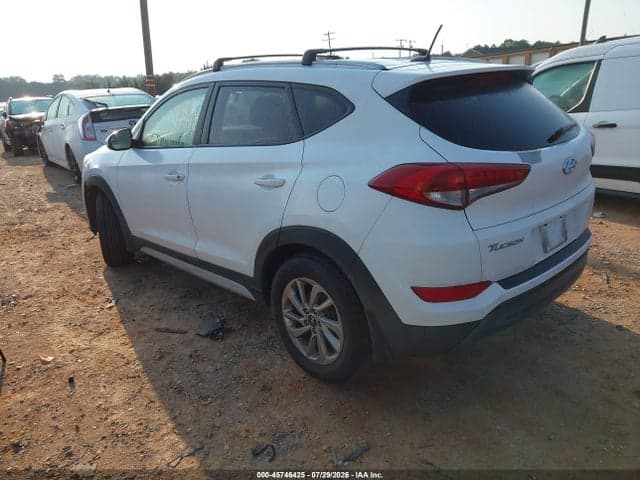 2017 HYUNDAI TUCSON SE 3