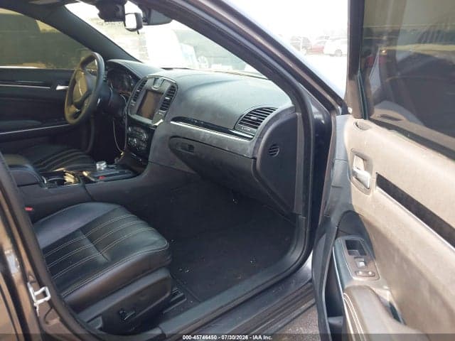 2023 CHRYSLER 300 300S 5