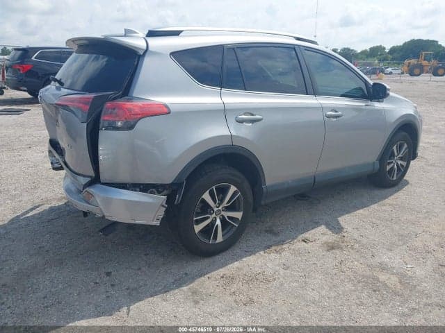 2018 TOYOTA RAV4 XLE 4