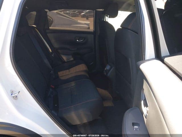 2027 HONDA HR-V SPORT 2WD 8