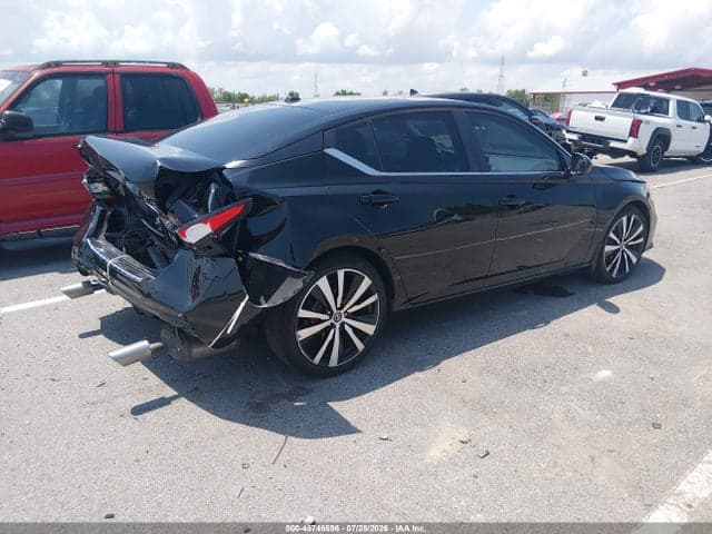 2020 NISSAN ALTIMA SR FWD 4