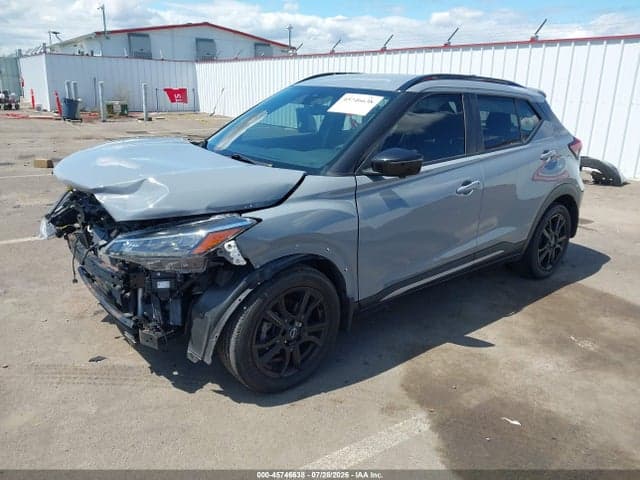 2022 NISSAN KICKS SR XTRONIC CVT 2