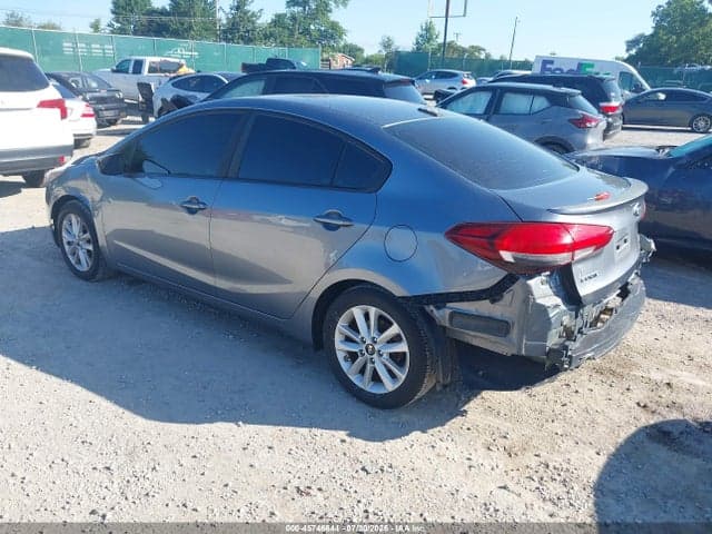 2017 KIA FORTE S 3