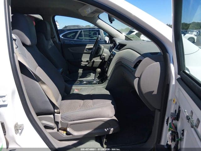 2017 CHEVROLET TRAVERSE LT 5
