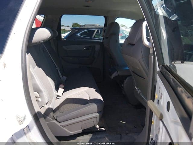 2017 CHEVROLET TRAVERSE LT 8