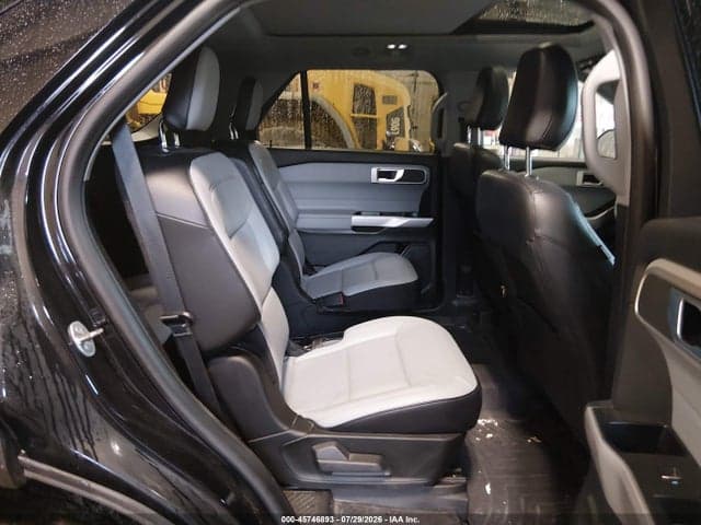 2021 FORD EXPLORER XLT 8