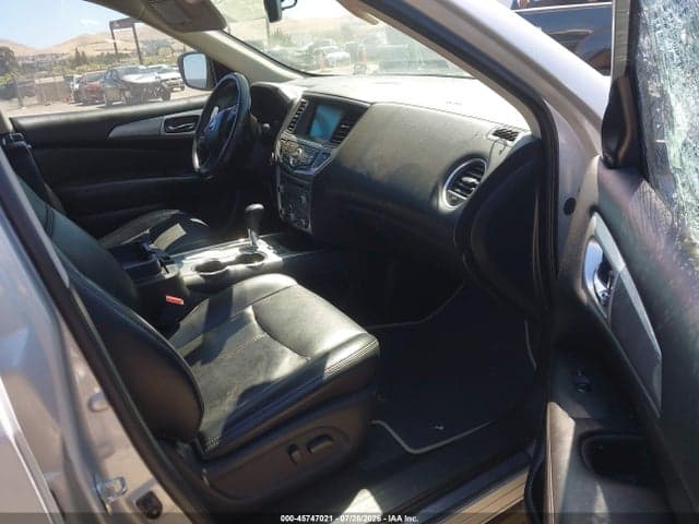 2019 NISSAN PATHFINDER SL 5