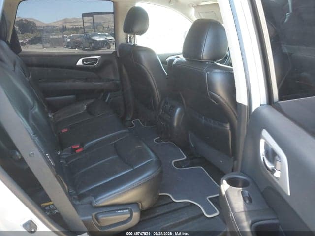 2019 NISSAN PATHFINDER SL 8