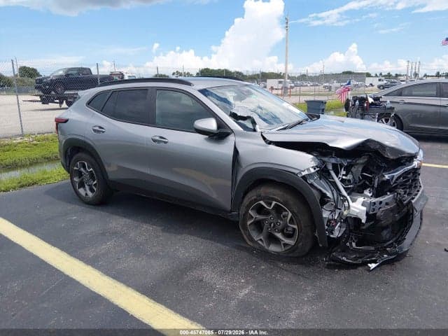 2025 CHEVROLET TRAX FWD LT - 1