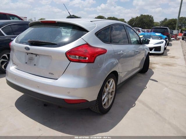 2017 FORD FOCUS SEL 4