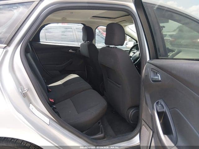 2017 FORD FOCUS SEL 8