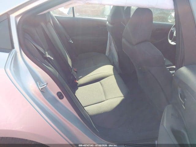 2022 TOYOTA COROLLA LE 8