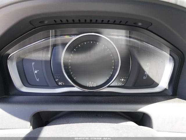 2017 VOLVO XC60 T6 DYNAMIC 7