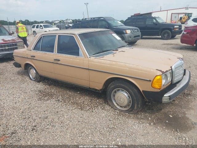 1979 MERCEDES-BENZ M-CLASS