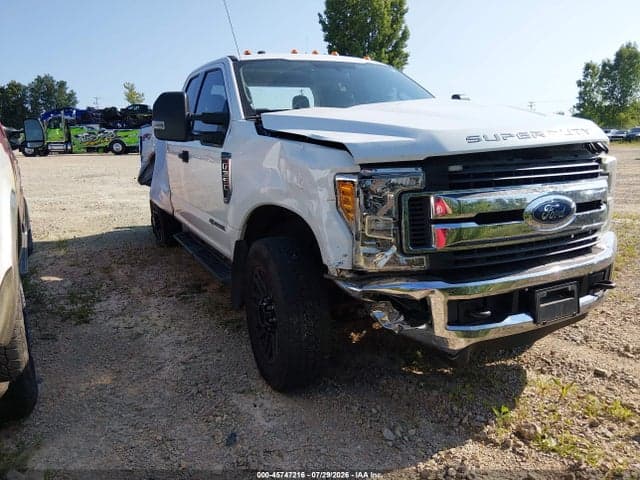 2017 FORD F-350 XLT 1