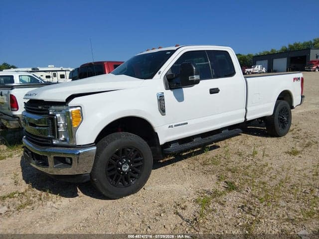 2017 FORD F-350 XLT 2