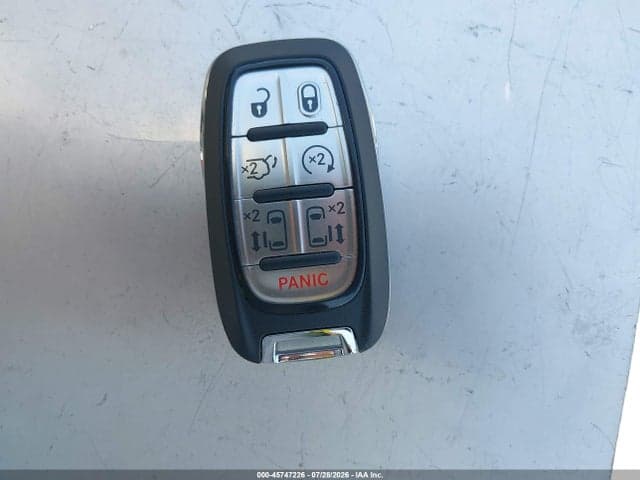 2026 CHRYSLER PACIFICA LIMITED AWD 11