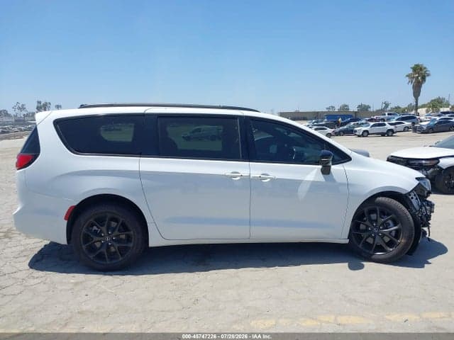 2026 CHRYSLER PACIFICA LIMITED AWD 14