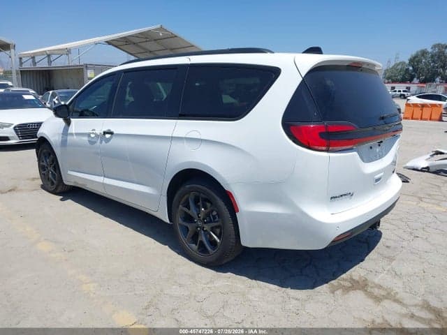 2026 CHRYSLER PACIFICA LIMITED AWD 3