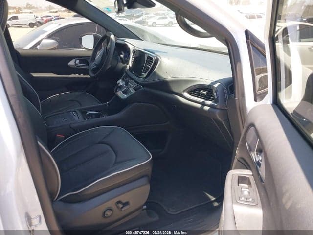 2026 CHRYSLER PACIFICA LIMITED AWD 5