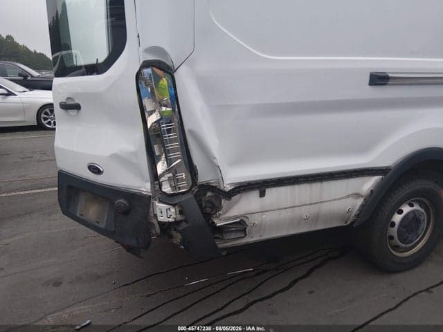 2019 FORD TRANSIT-250 17