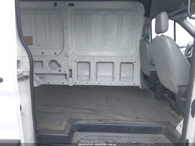 2019 FORD TRANSIT-250 8