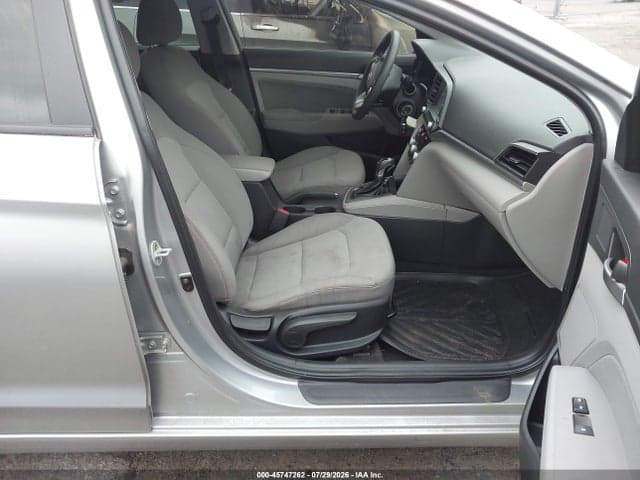 2020 HYUNDAI ELANTRA SEL 5
