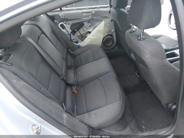 2017 CHEVROLET CRUZE LT AUTO 8