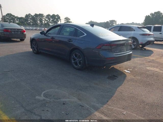 2023 HONDA ACCORD EX 3