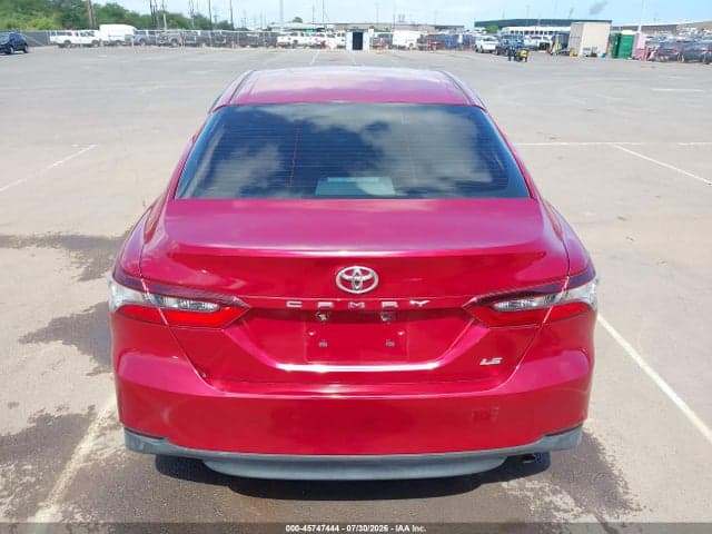 2021 TOYOTA CAMRY LE 17