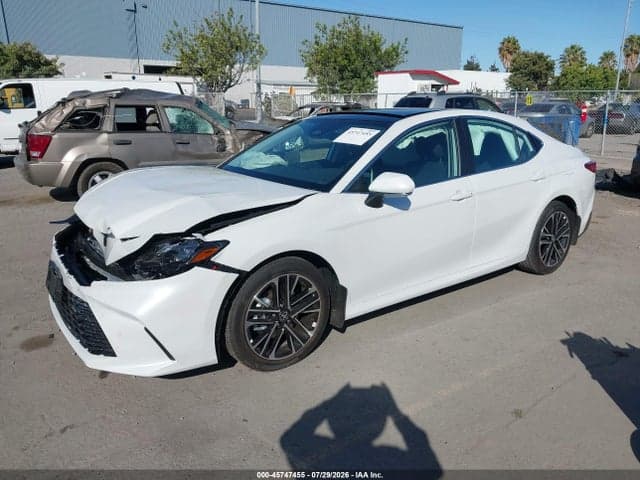 2026 TOYOTA CAMRY XLE 2
