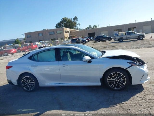 2026 TOYOTA CAMRY XLE 13