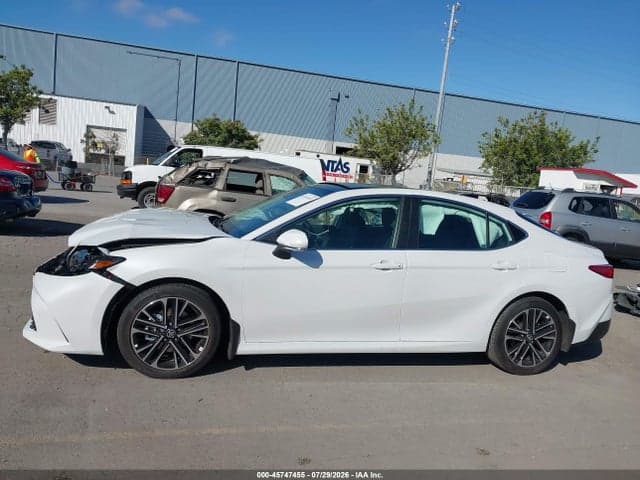 2026 TOYOTA CAMRY XLE 14
