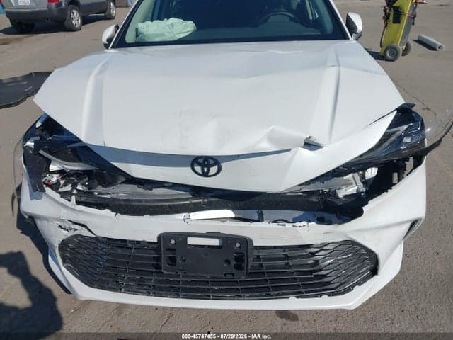2026 TOYOTA CAMRY XLE 6