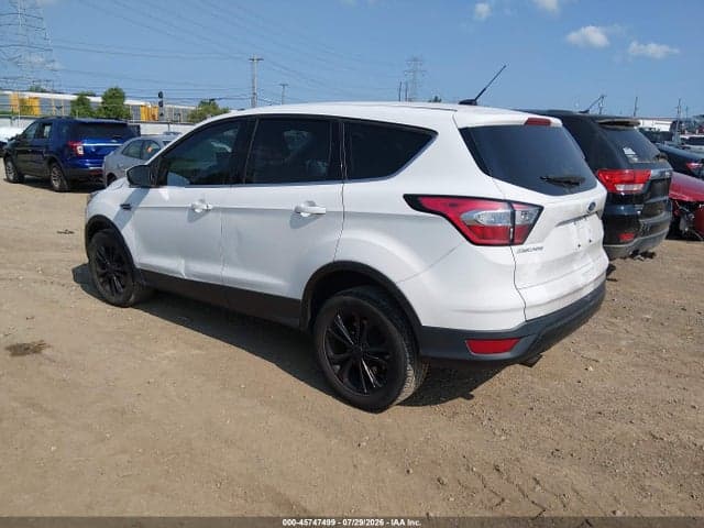 2017 FORD ESCAPE SE 3