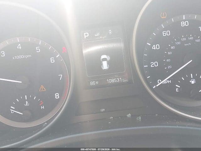2017 HYUNDAI SANTA FE SE 7