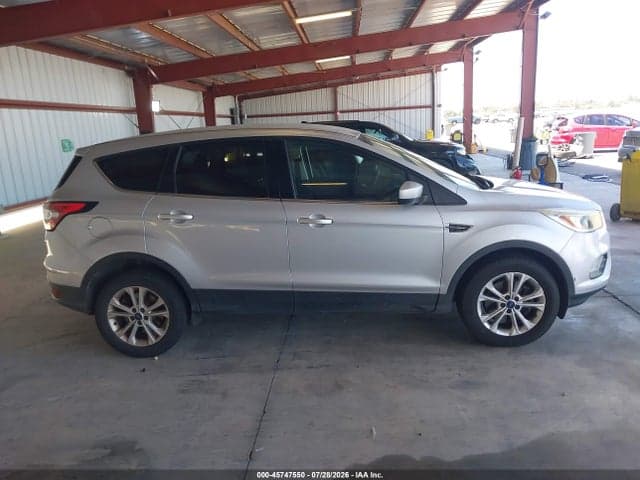 2017 FORD ESCAPE SE 13