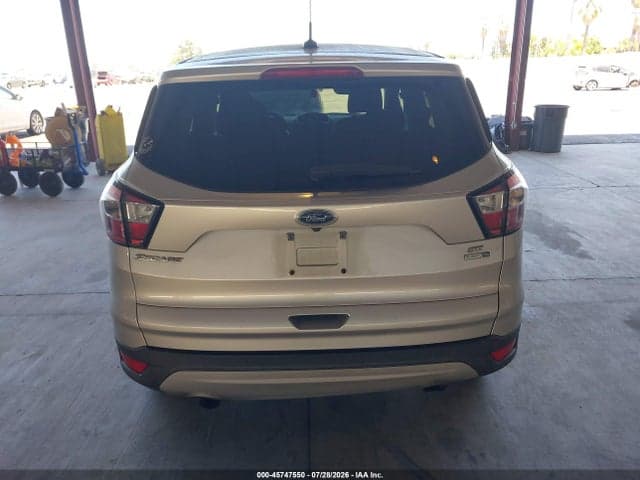 2017 FORD ESCAPE SE 16