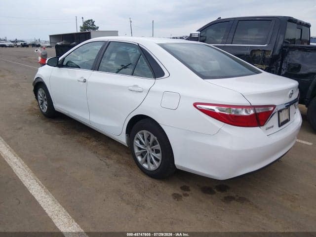 2017 TOYOTA CAMRY LE 3